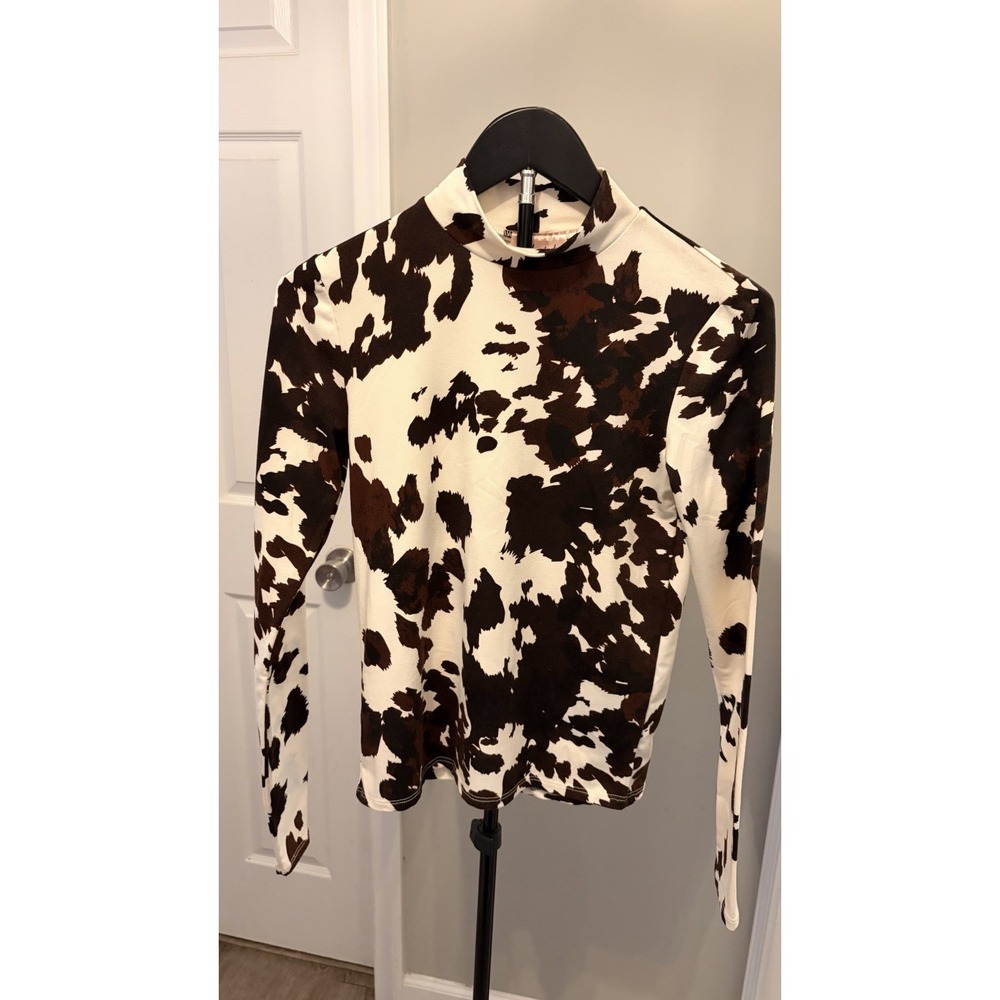 Willow + Root Cow Print Mock Neck Top Sm Western Rodeo Streetwear Concert EUC